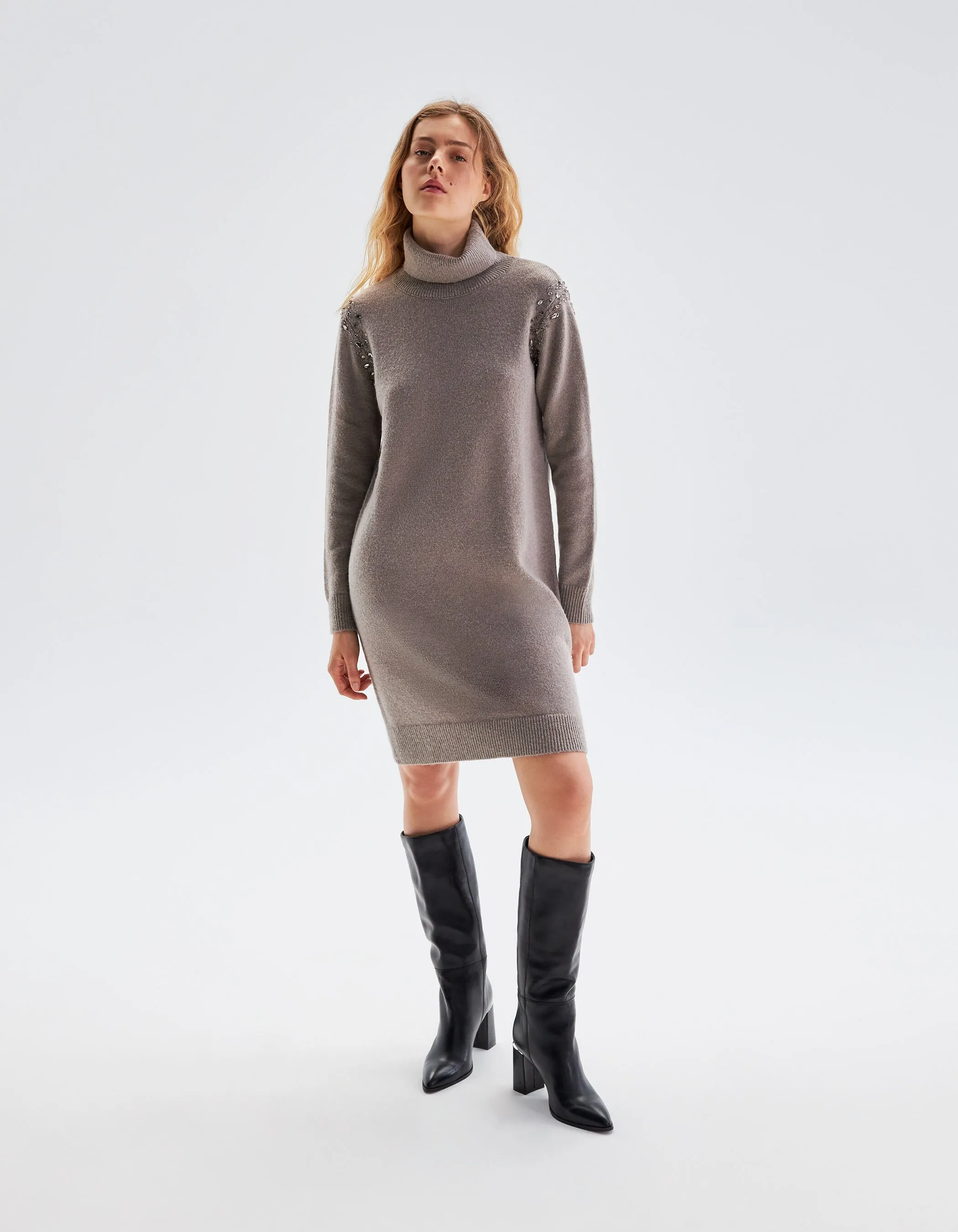 Robe beige tricot décor strass emmanchures Femme