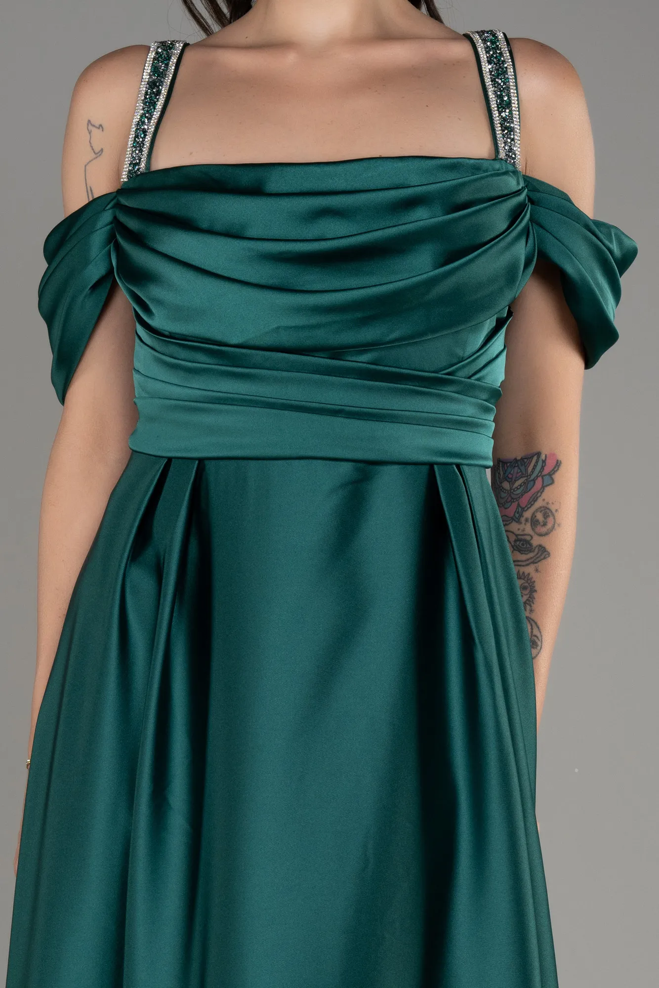 Robe de Soirée Grande Taille Longue Satin Noir ABU3277