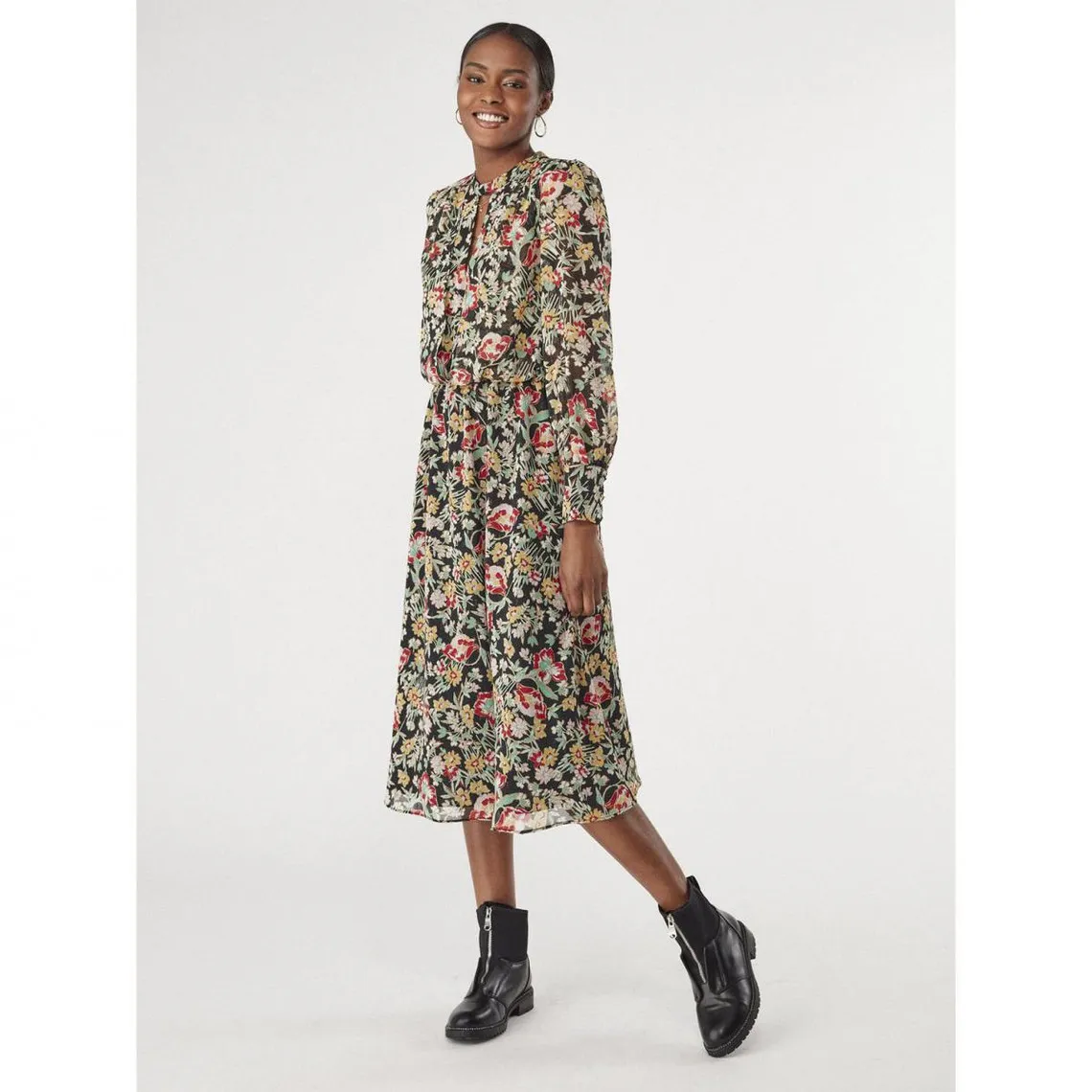 Robe longue cintrée ouverture poitrine noir | 3 Suisses